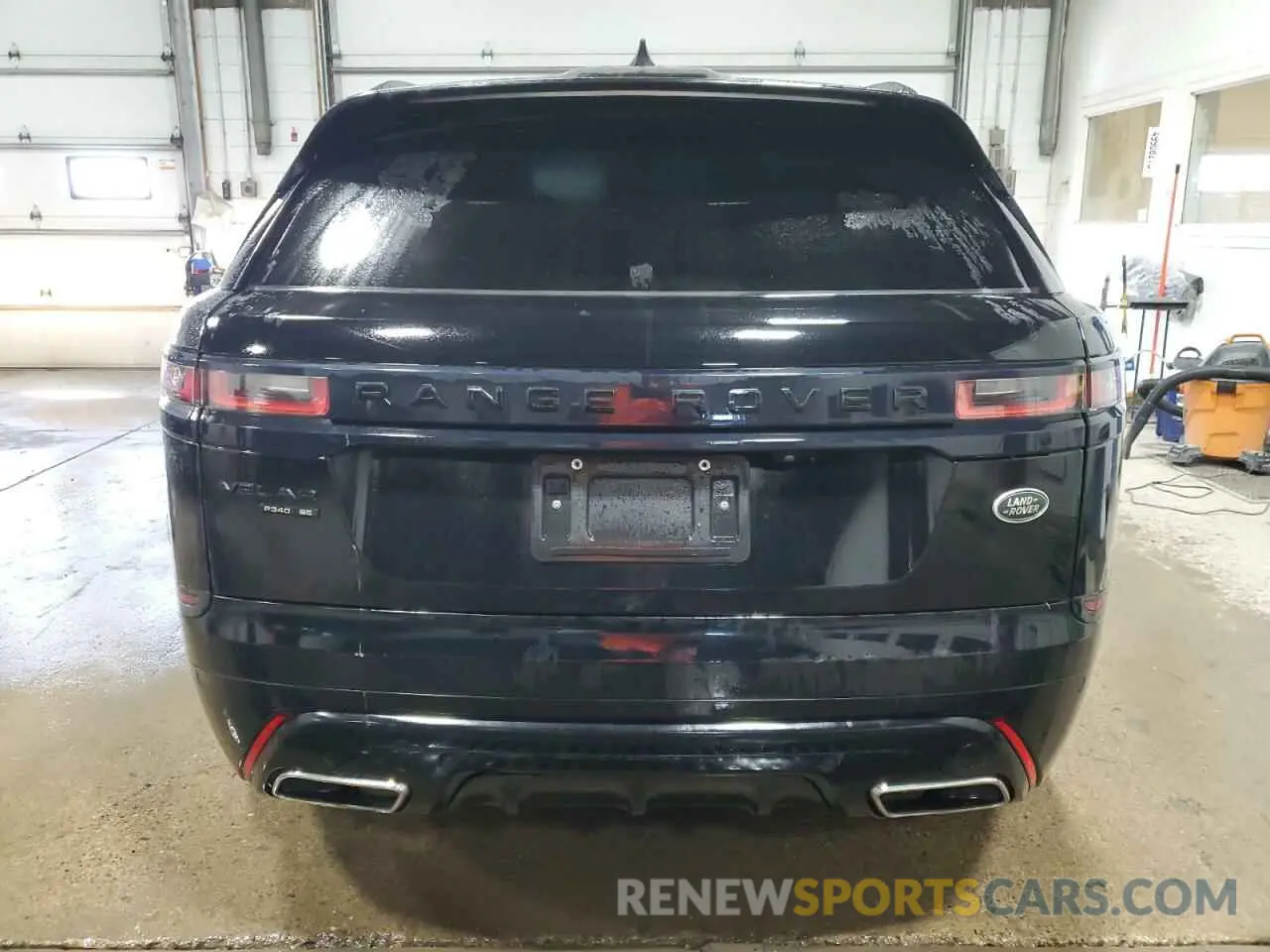 6 Photograph of a damaged car SALYL2FV0KA216901 LAND ROVER RANGEROVER 2019