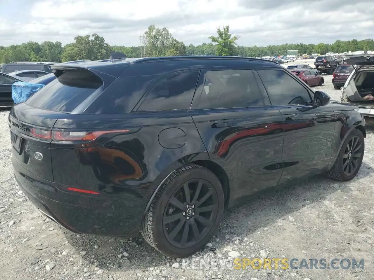 3 Photograph of a damaged car SALYL2FV8KA219612 LAND ROVER RANGEROVER 2019