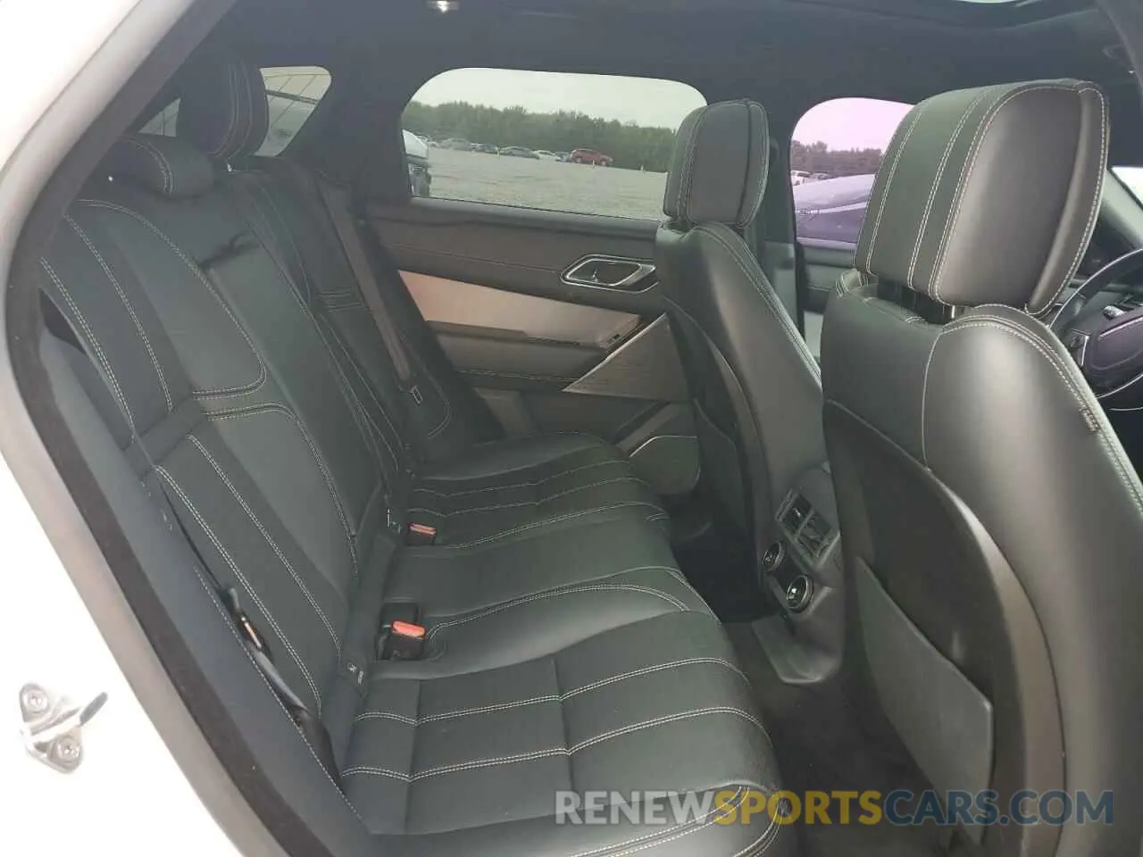 11 Photograph of a damaged car SALYM2EV7KA202220 LAND ROVER RANGEROVER 2019