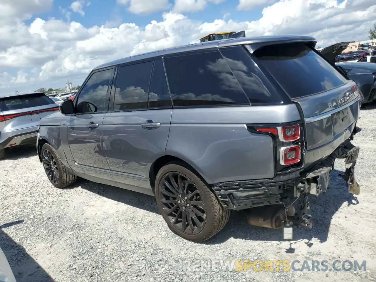 2 Photograph of a damaged car SALGS2RU0LA590265 LAND ROVER RANGEROVER 2020
