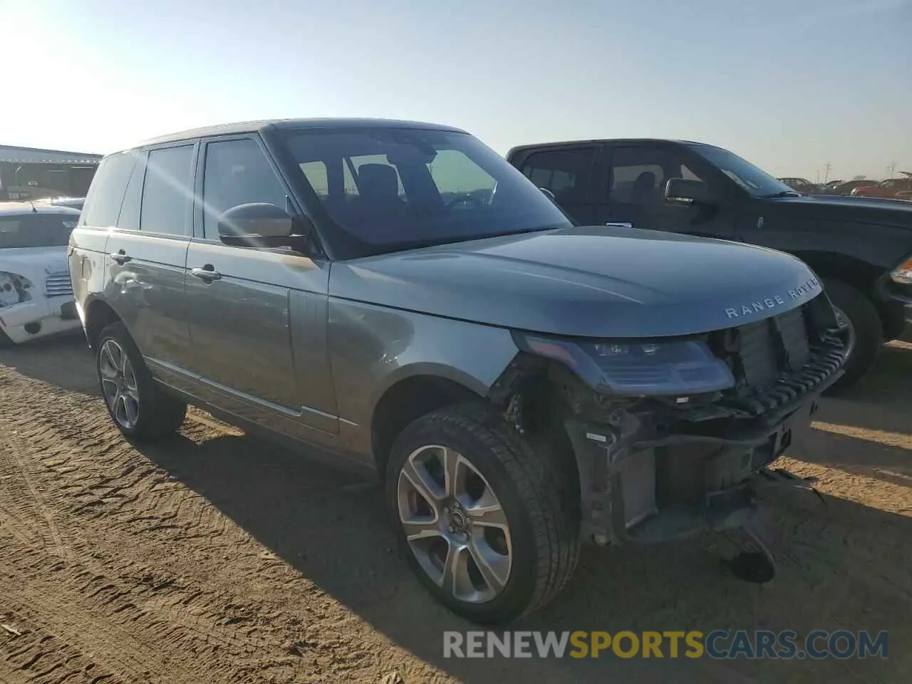 4 Photograph of a damaged car SALGS2RU1LA584670 LAND ROVER RANGEROVER 2020