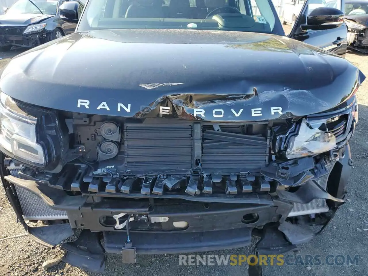 12 Photograph of a damaged car SALGS2RU3LA578305 LAND ROVER RANGEROVER 2020