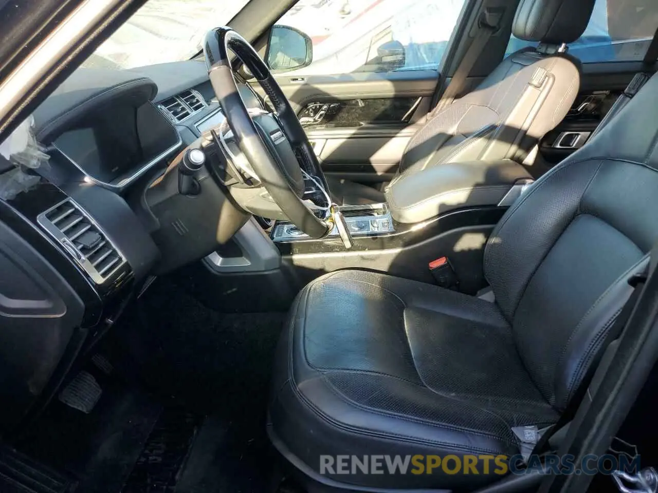 7 Photograph of a damaged car SALGS2RU5LA578838 LAND ROVER RANGEROVER 2020