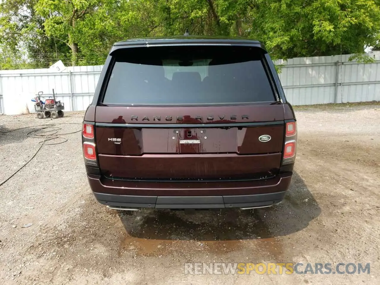 6 Photograph of a damaged car SALGS2SE1LA594442 LAND ROVER RANGEROVER 2020