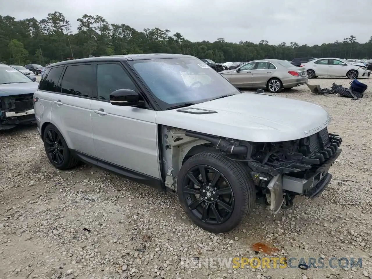 4 Photograph of a damaged car SALWG2SU0LA713408 LAND ROVER RANGEROVER 2020