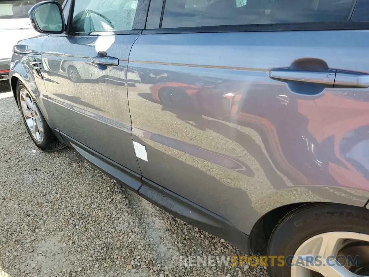 13 Photograph of a damaged car SALWG2SU7LA895141 LAND ROVER RANGEROVER 2020