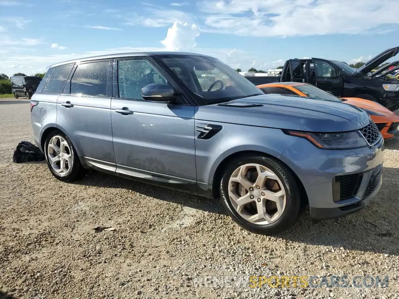 4 Photograph of a damaged car SALWG2SU7LA895141 LAND ROVER RANGEROVER 2020