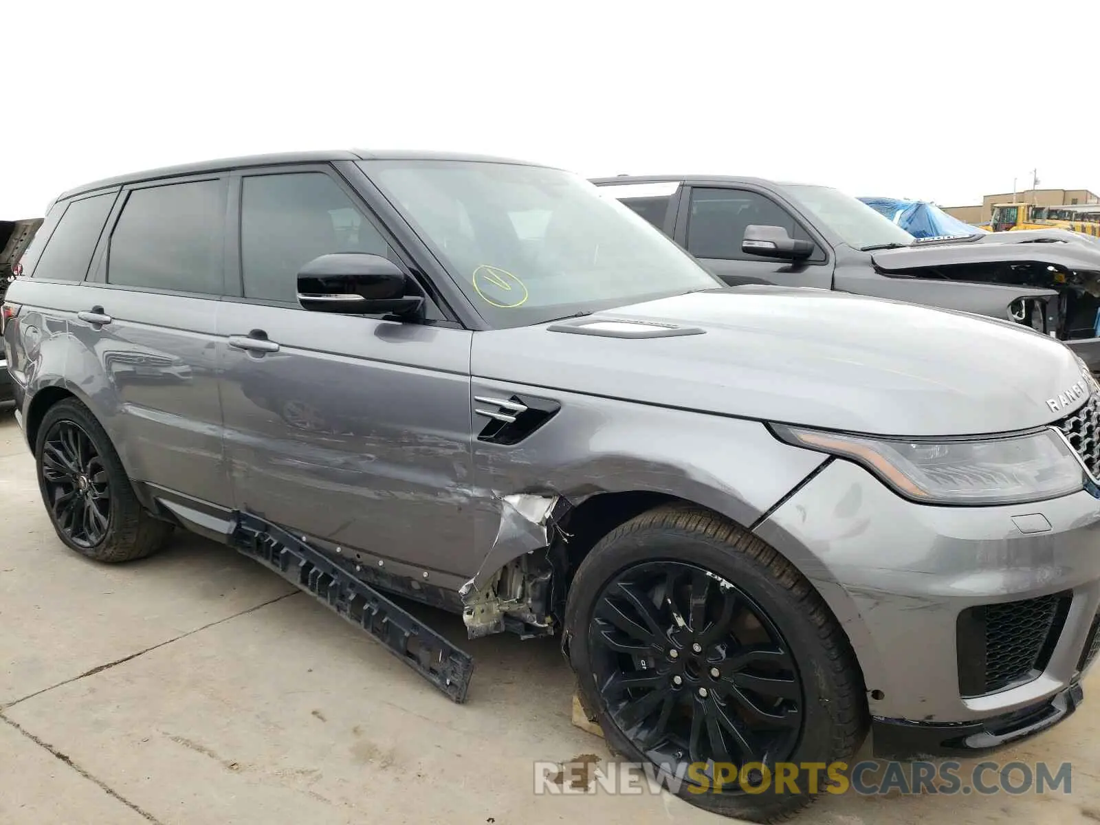 9 Photograph of a damaged car SALWR2RY5LA723029 LAND ROVER RANGEROVER 2020