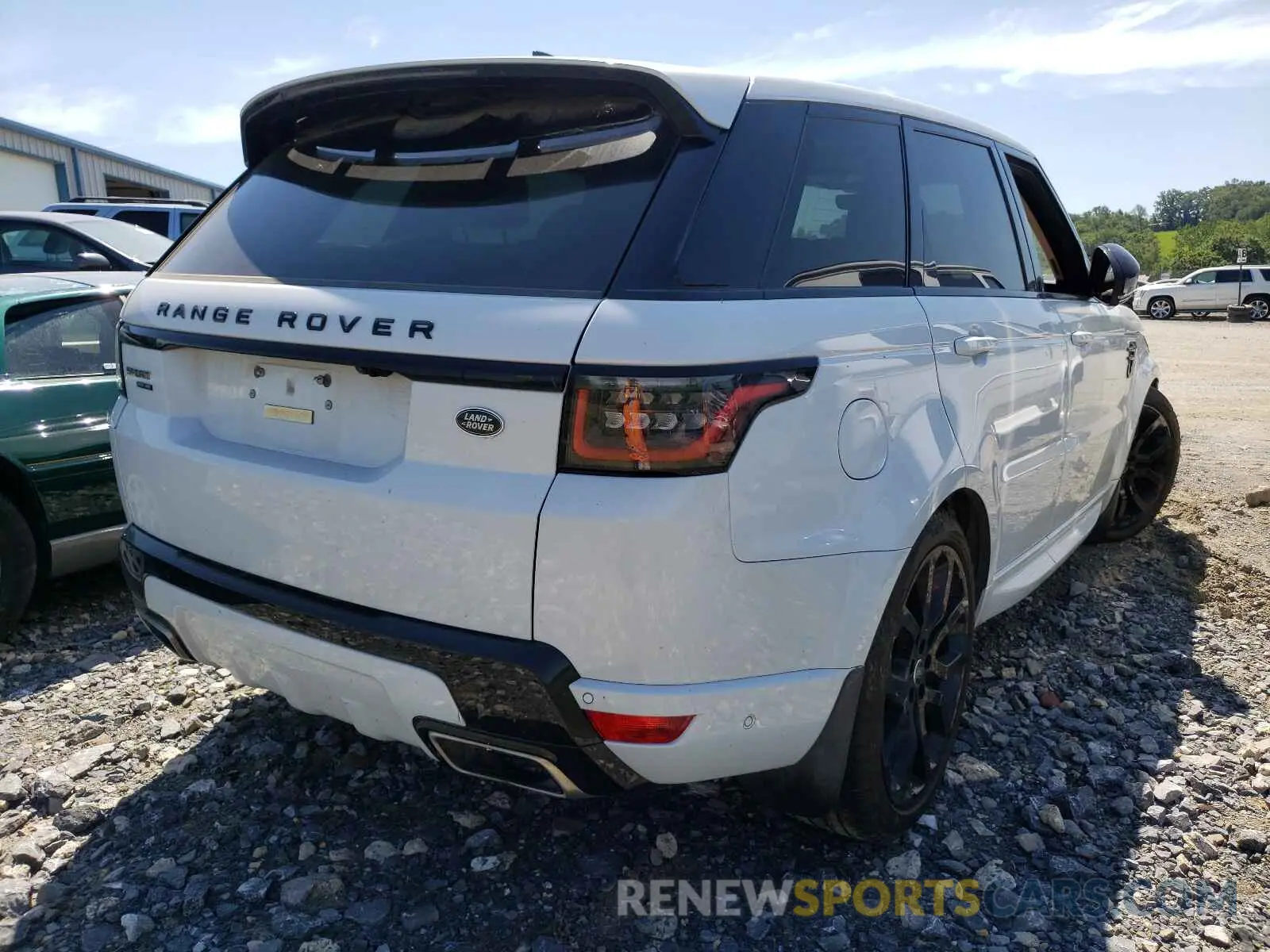 4 Photograph of a damaged car SALWR2SE6LA721032 LAND ROVER RANGEROVER 2020