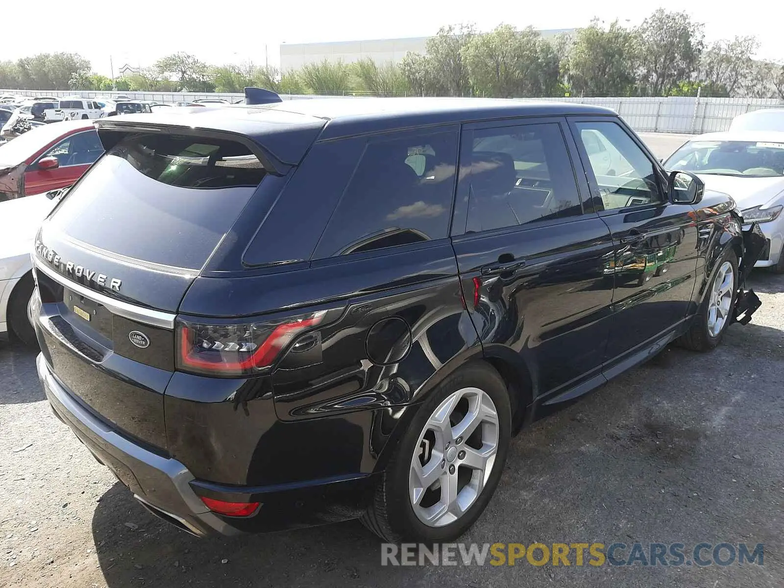 4 Фотография поврежденного автомобиля SALWR2SU0LA895282 LAND ROVER RANGEROVER 2020