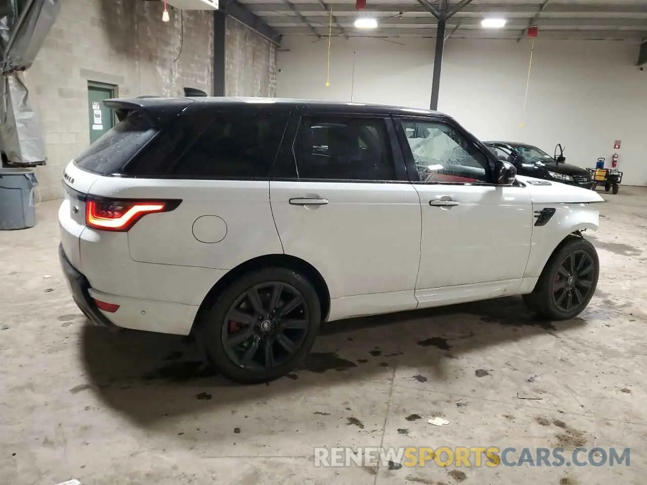 3 Фотография поврежденного автомобиля SALWS2RU0LA881750 LAND ROVER RANGEROVER 2020