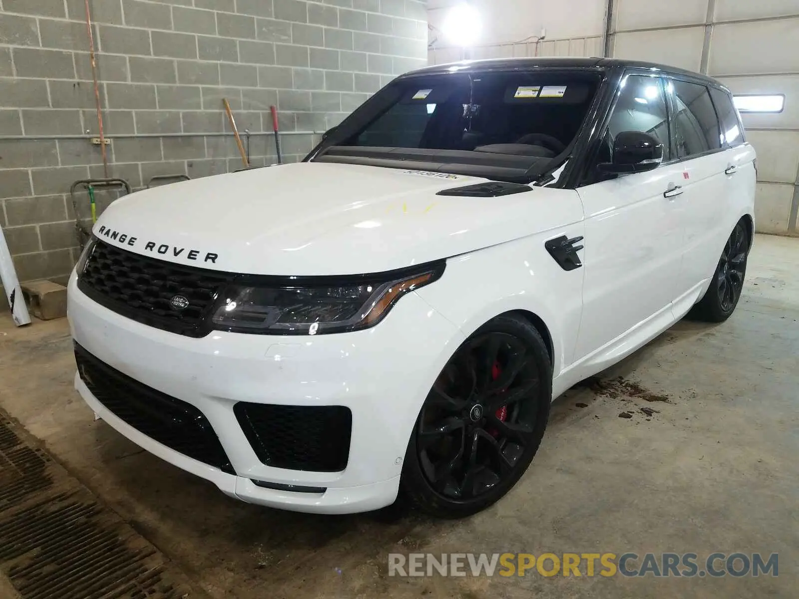 2 Photograph of a damaged car SALWS2RU4LA888992 LAND ROVER RANGEROVER 2020