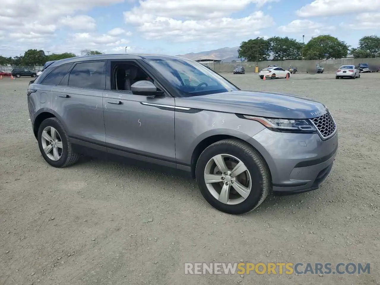 4 Photograph of a damaged car SALYB2EX2LA242097 LAND ROVER RANGEROVER 2020