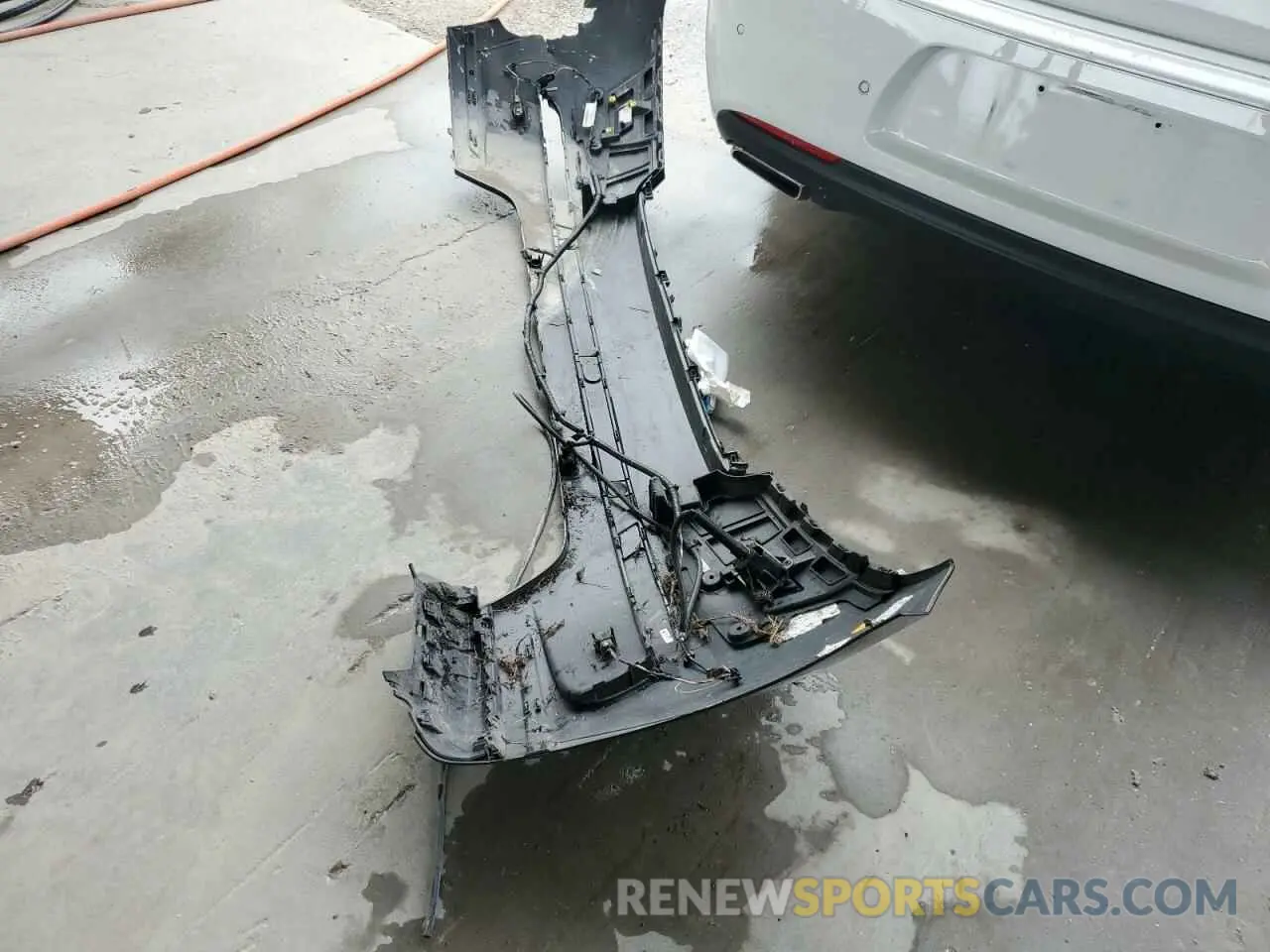 13 Photograph of a damaged car SALYB2EX3LA287825 LAND ROVER RANGEROVER 2020