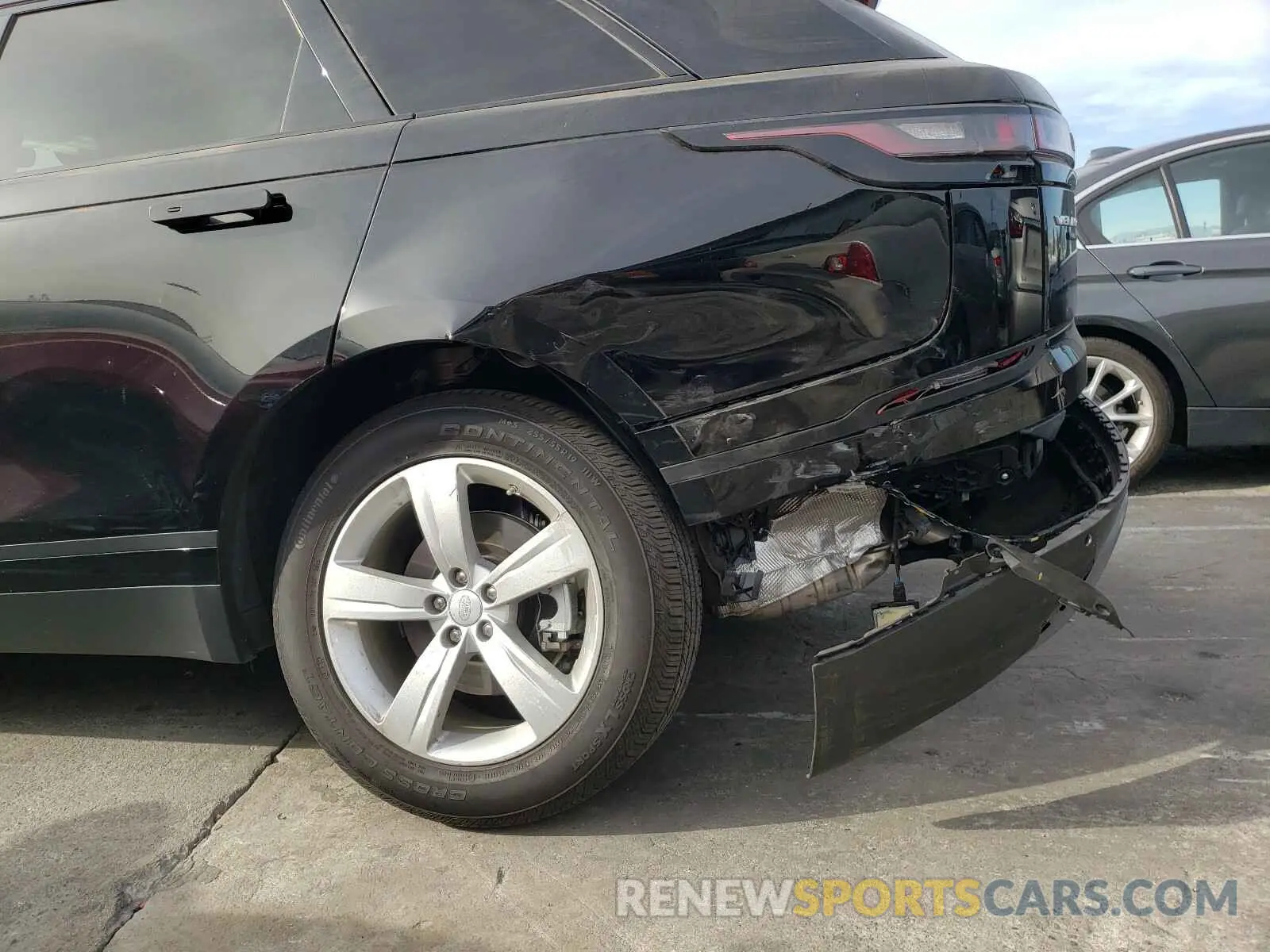 9 Photograph of a damaged car SALYB2EX8LA242797 LAND ROVER RANGEROVER 2020