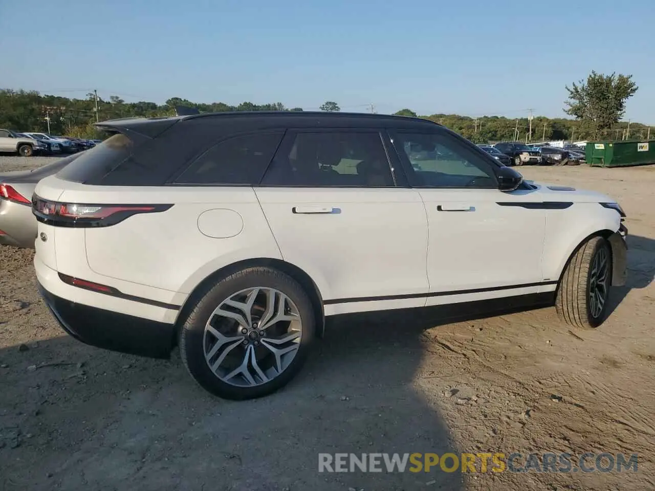 3 Photograph of a damaged car SALYK2EX0LA274725 LAND ROVER RANGEROVER 2020