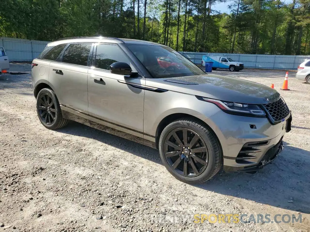 4 Photograph of a damaged car SALYK2EX4LA239296 LAND ROVER RANGEROVER 2020