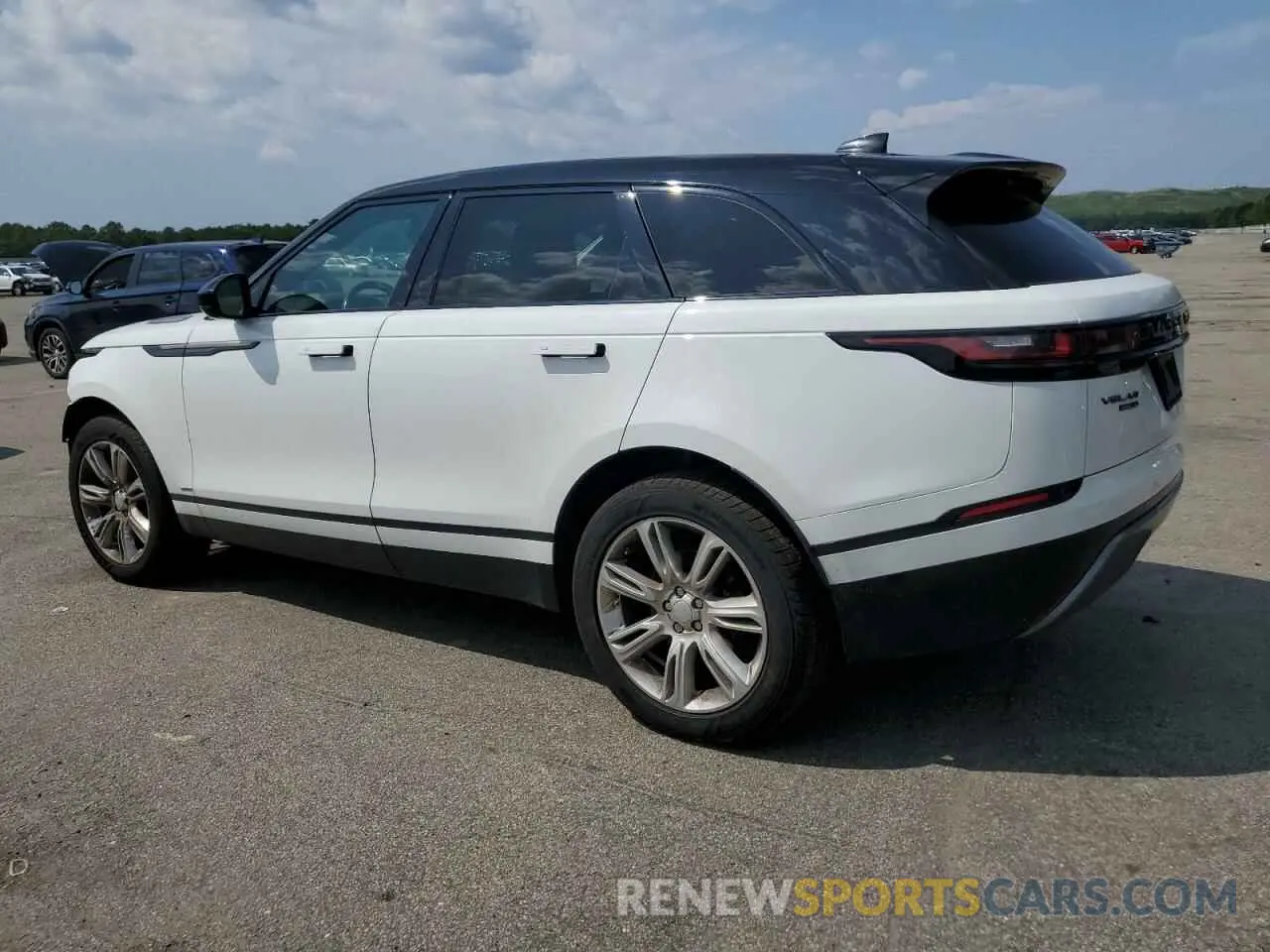 2 Photograph of a damaged car SALYK2EX6LA275426 LAND ROVER RANGEROVER 2020