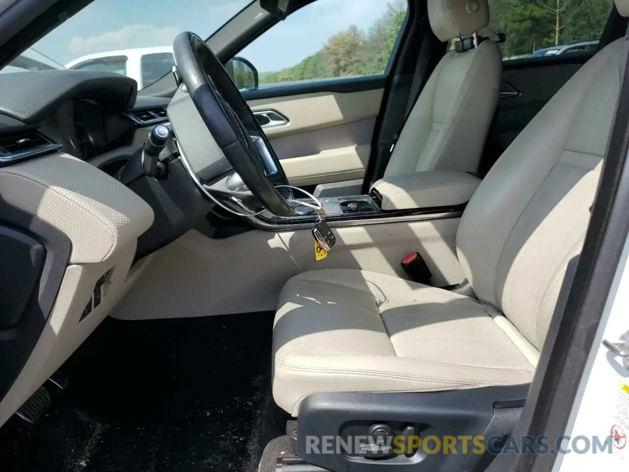 7 Photograph of a damaged car SALYK2EX6LA275426 LAND ROVER RANGEROVER 2020