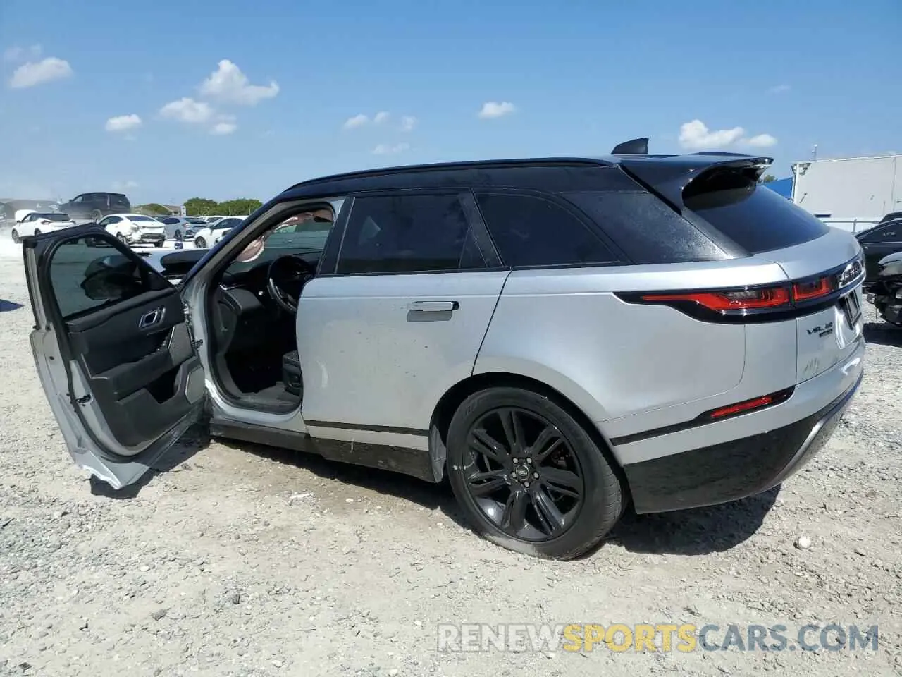 2 Photograph of a damaged car SALYK2EX7LA247876 LAND ROVER RANGEROVER 2020