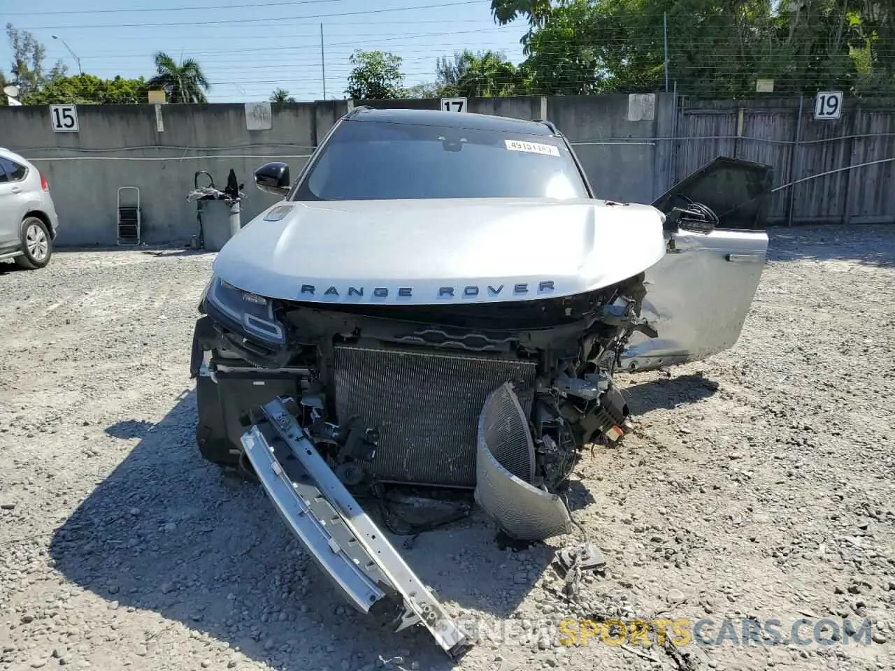 5 Photograph of a damaged car SALYK2EX7LA247876 LAND ROVER RANGEROVER 2020