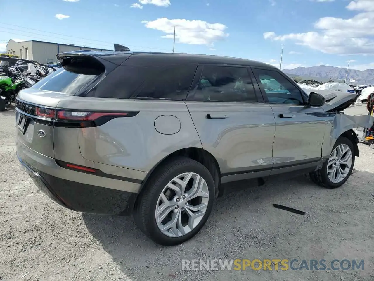 3 Photograph of a damaged car SALYK2EX9LA244767 LAND ROVER RANGEROVER 2020
