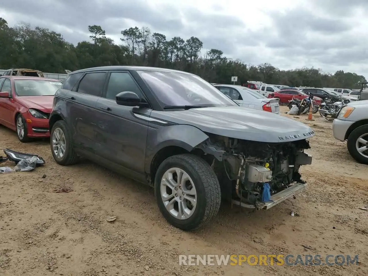 4 Photograph of a damaged car SALZJ2FX0LH023748 LAND ROVER RANGEROVER 2020