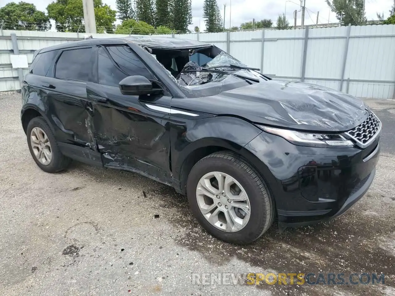 4 Photograph of a damaged car SALZJ2FX5LH030131 LAND ROVER RANGEROVER 2020