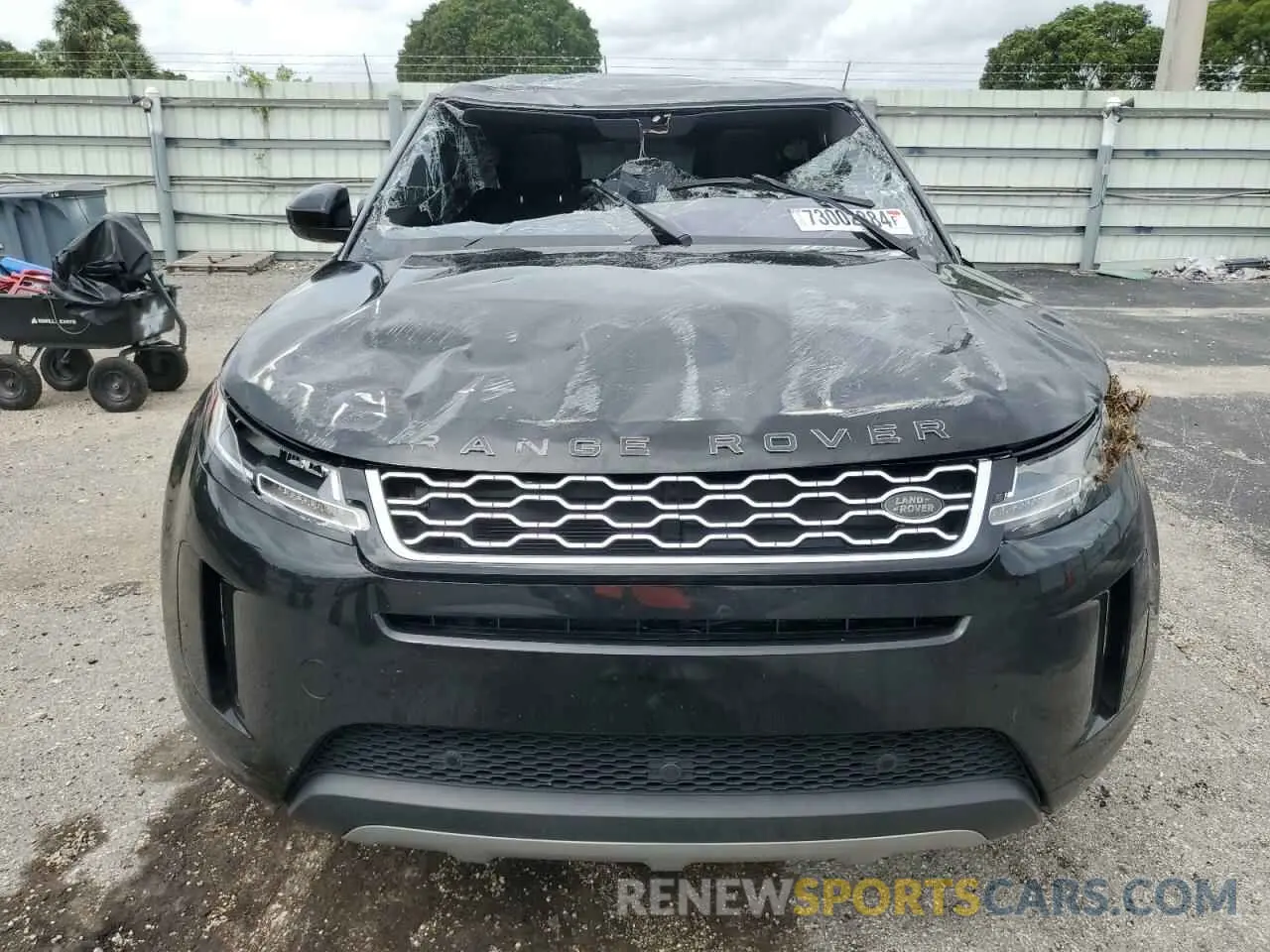 5 Photograph of a damaged car SALZJ2FX5LH030131 LAND ROVER RANGEROVER 2020