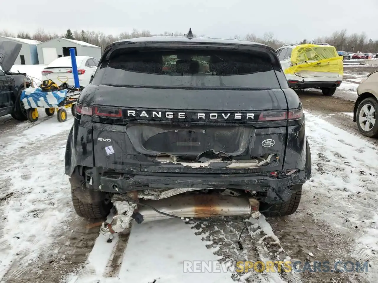 6 Photograph of a damaged car SALZJ2FX6LH015282 LAND ROVER RANGEROVER 2020