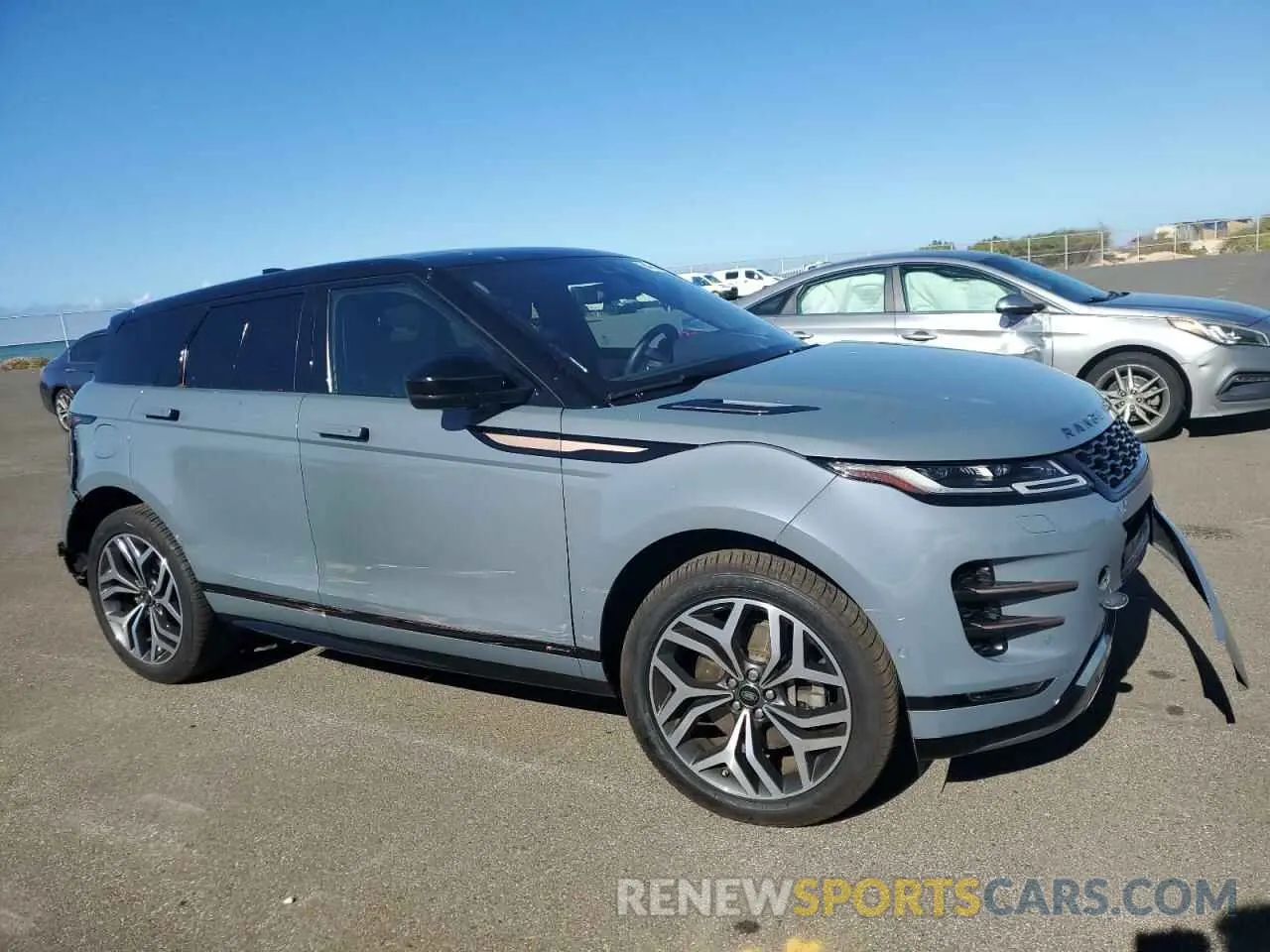 4 Photograph of a damaged car SALZL2FX5LH039292 LAND ROVER RANGEROVER 2020
