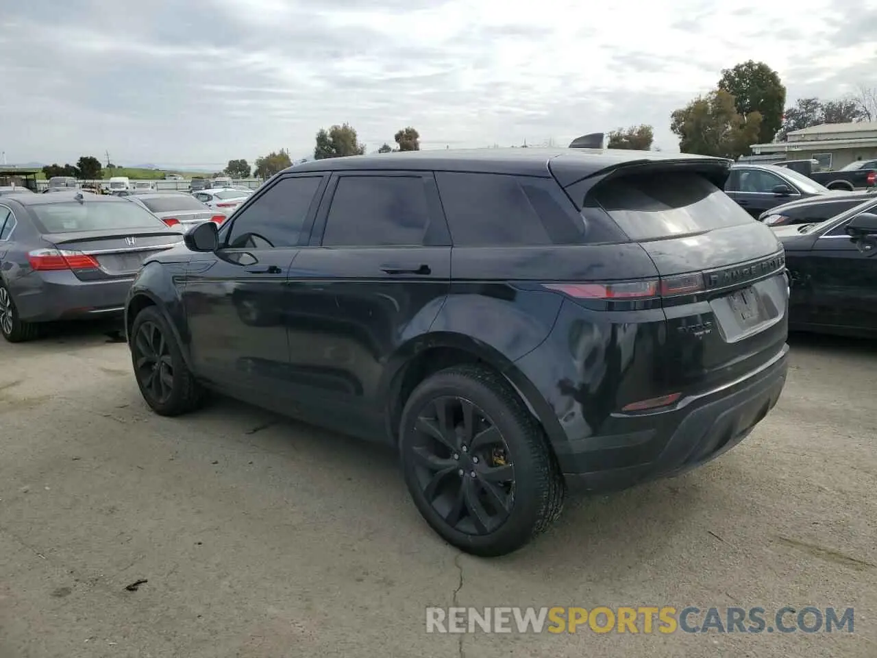 2 Photograph of a damaged car SALZP2FX1LH074562 LAND ROVER RANGEROVER 2020