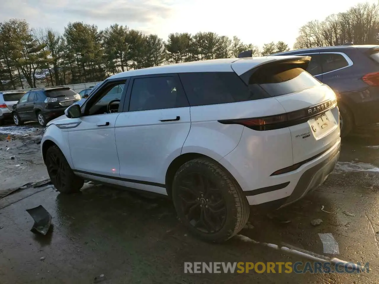 2 Photograph of a damaged car SALZP2FX7LH045339 LAND ROVER RANGEROVER 2020