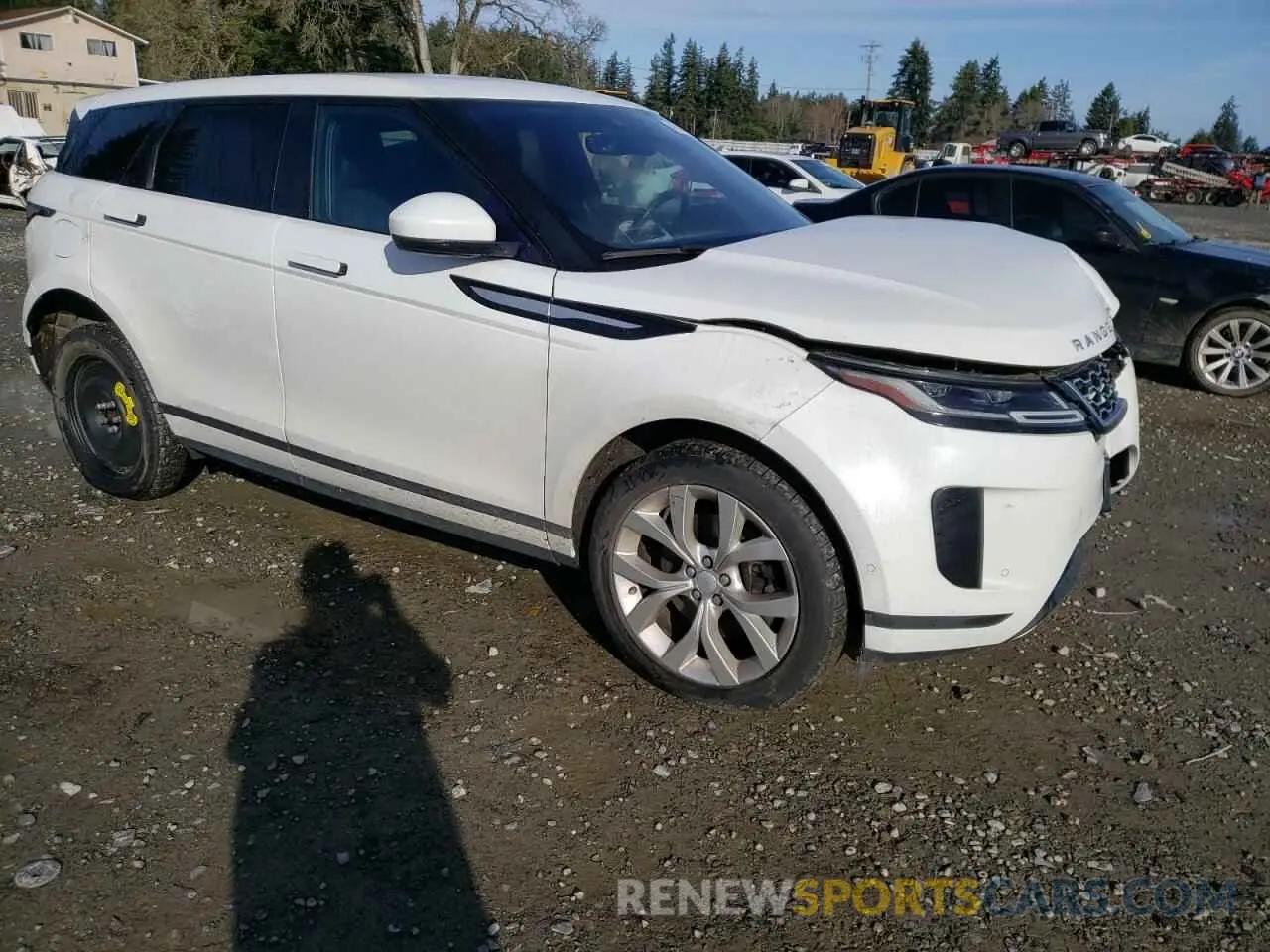 4 Photograph of a damaged car SALZP2FXXLH078030 LAND ROVER RANGEROVER 2020