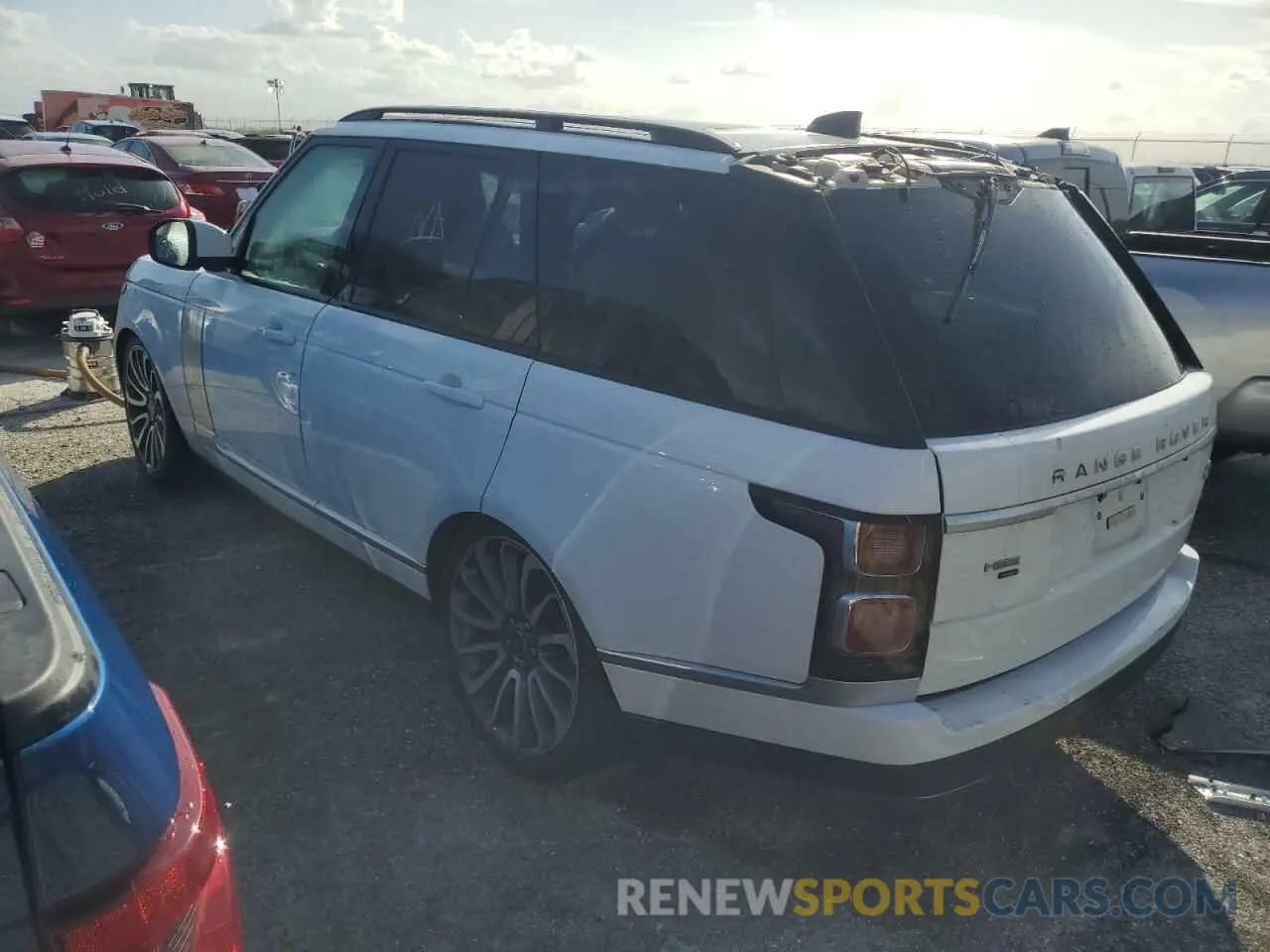 2 Photograph of a damaged car SALGS2RU2MA422094 LAND ROVER RANGEROVER 2021