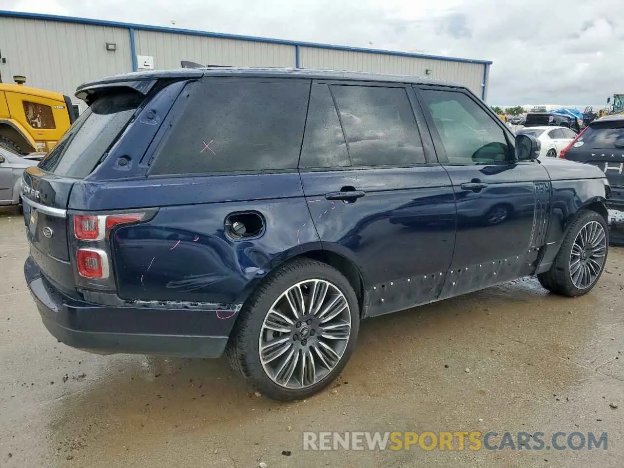 3 Photograph of a damaged car SALGS2SE2MA421028 LAND ROVER RANGEROVER 2021