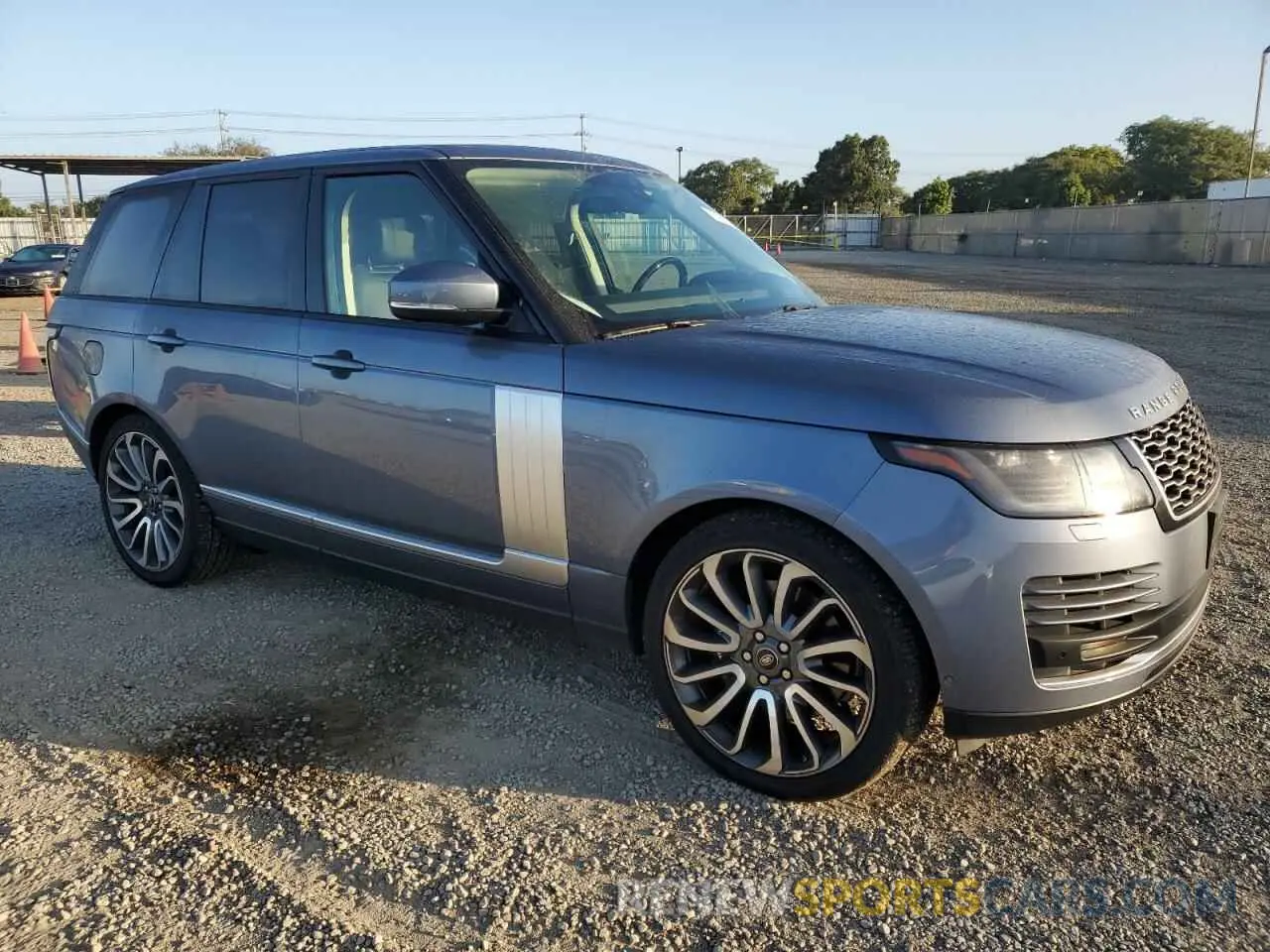 4 Photograph of a damaged car SALGS2SE7MA420277 LAND ROVER RANGEROVER 2021
