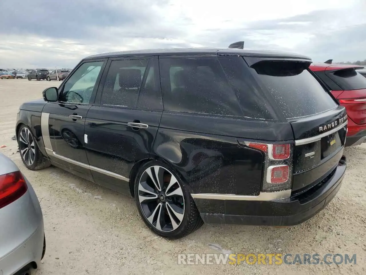 2 Photograph of a damaged car SALGU2SE4MA429206 LAND ROVER RANGEROVER 2021