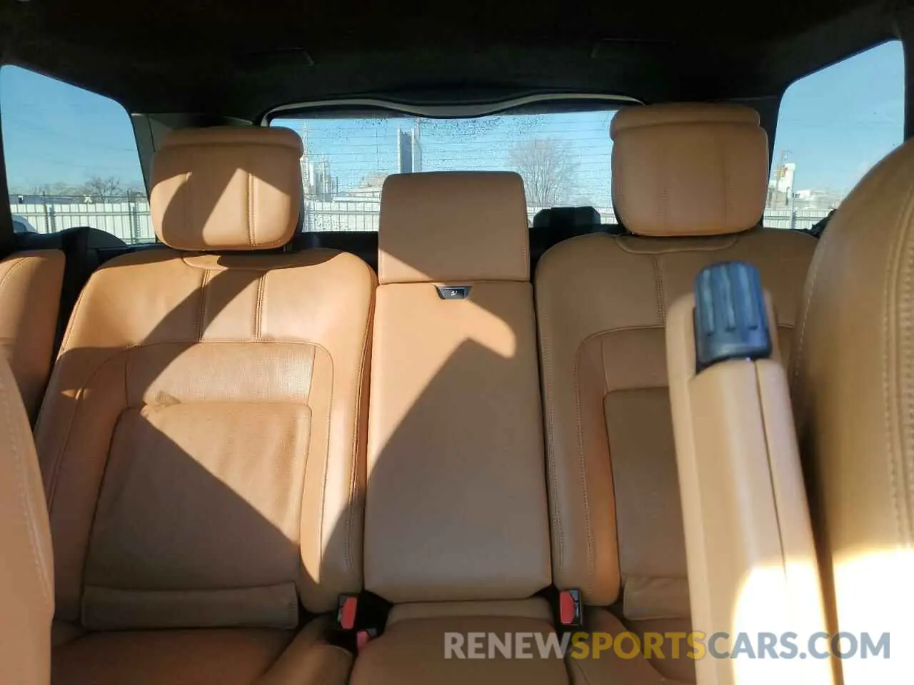 10 Фотография поврежденного автомобиля SALGV2SE3MA423815 LAND ROVER RANGEROVER 2021