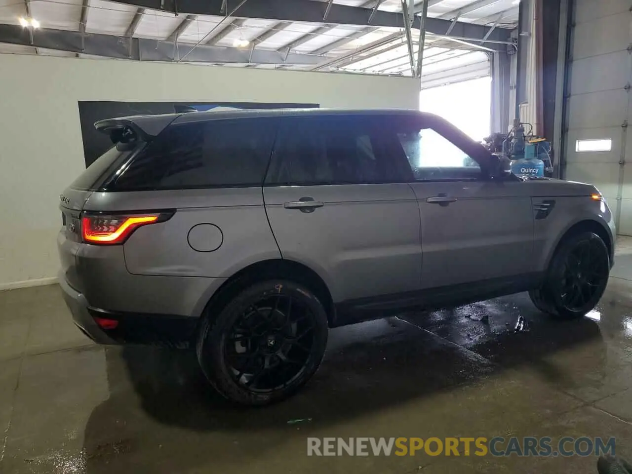 3 Фотография поврежденного автомобиля SALWG2SU4MA783321 LAND ROVER RANGEROVER 2021