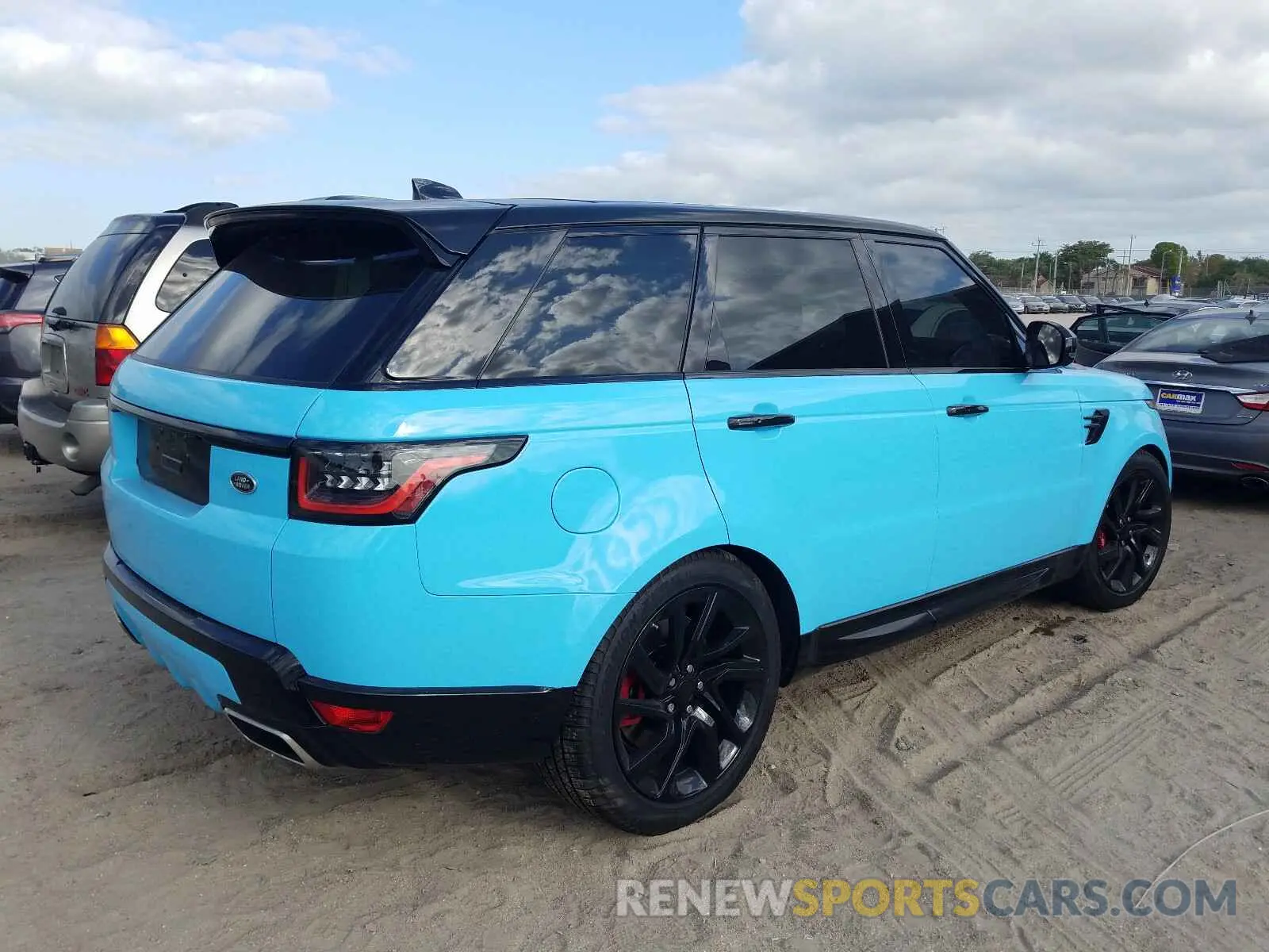 4 Photograph of a damaged car SALWR2SE9MA766631 LAND ROVER RANGEROVER 2021