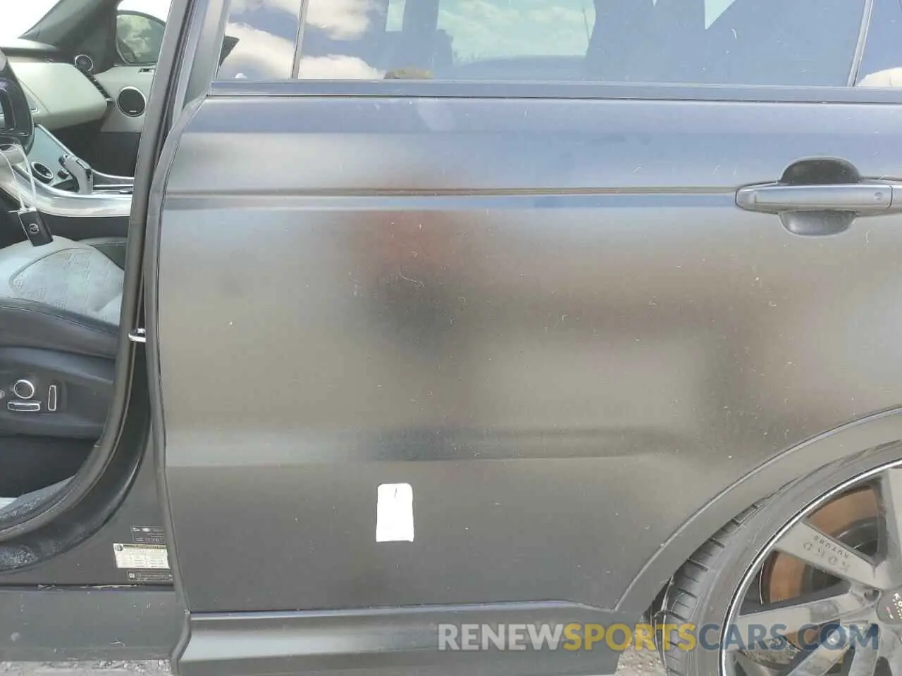 13 Photograph of a damaged car SALWZ2RE5MA780919 LAND ROVER RANGEROVER 2021