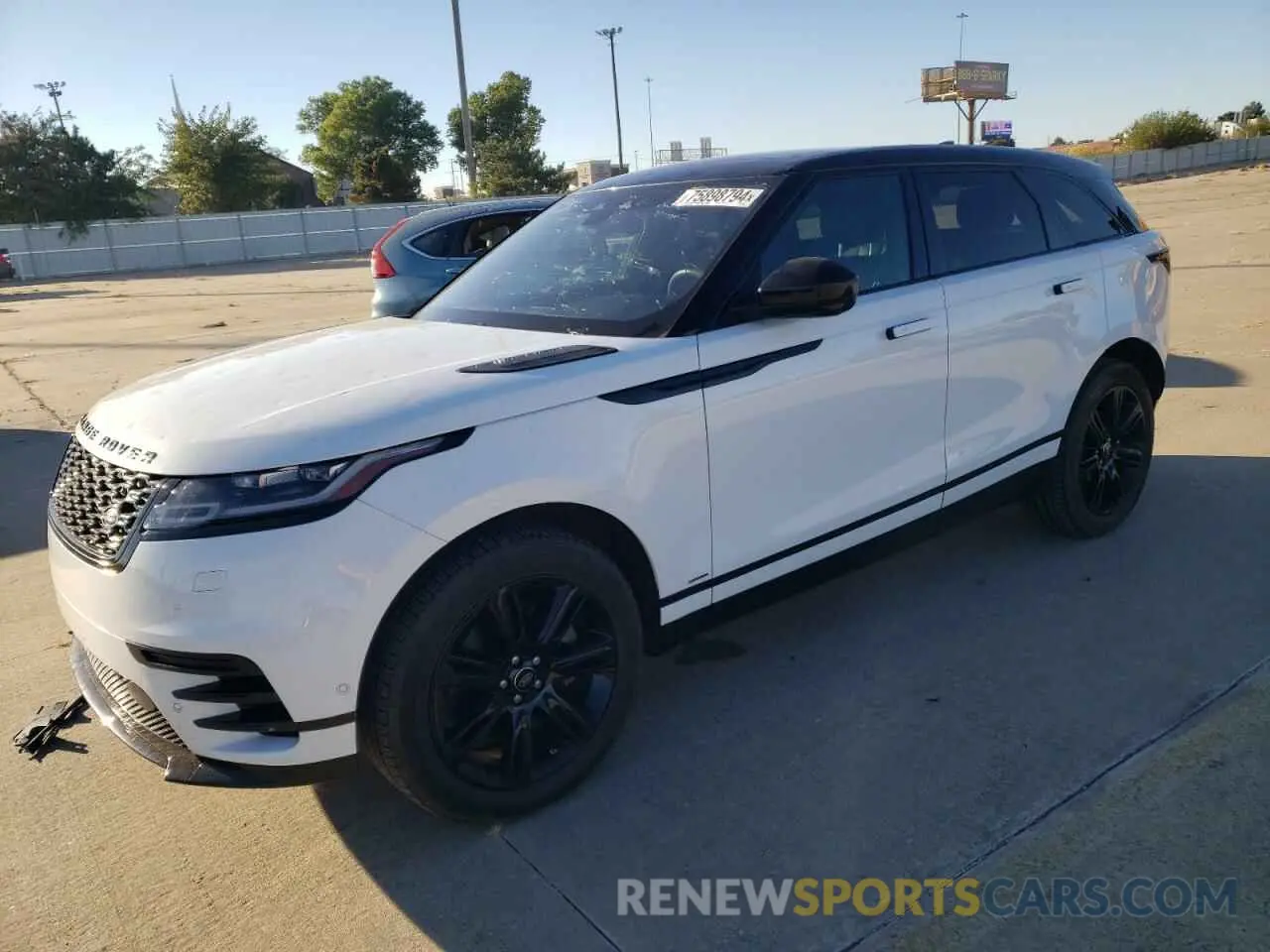1 Фотография поврежденного автомобиля SALYT2EX4MA307501 LAND ROVER RANGEROVER 2021