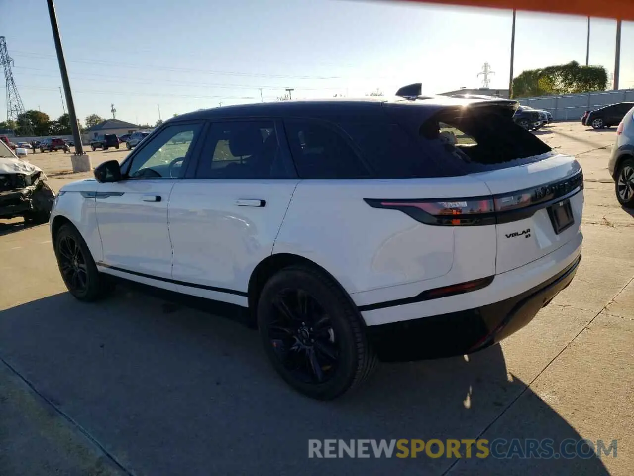 2 Фотография поврежденного автомобиля SALYT2EX4MA307501 LAND ROVER RANGEROVER 2021