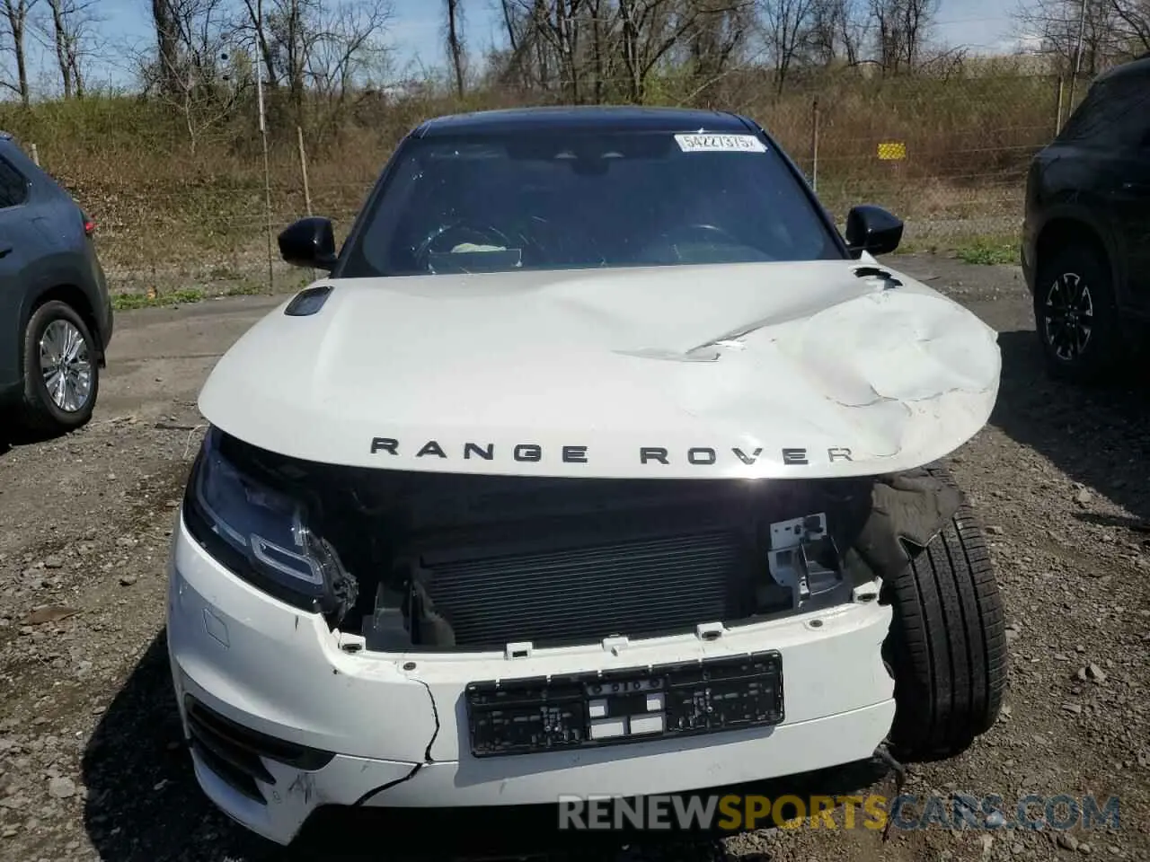 5 Photograph of a damaged car SALYT2EX9MA305713 LAND ROVER RANGEROVER 2021