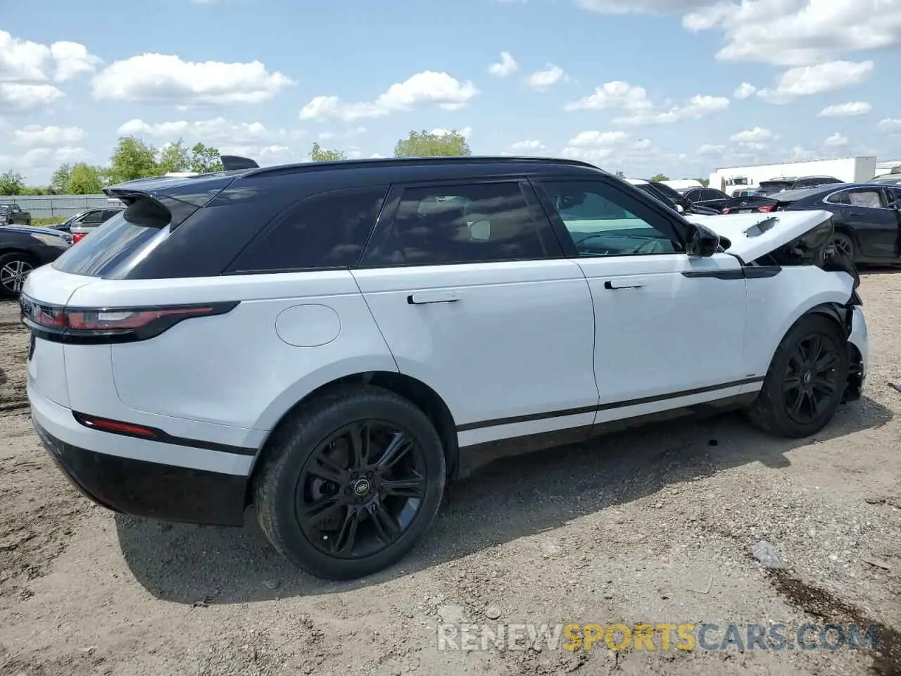 3 Photograph of a damaged car SALYT2EX9MA314332 LAND ROVER RANGEROVER 2021