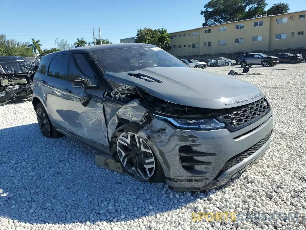 4 Photograph of a damaged car SALZT2FX6MH134865 LAND ROVER RANGEROVER 2021