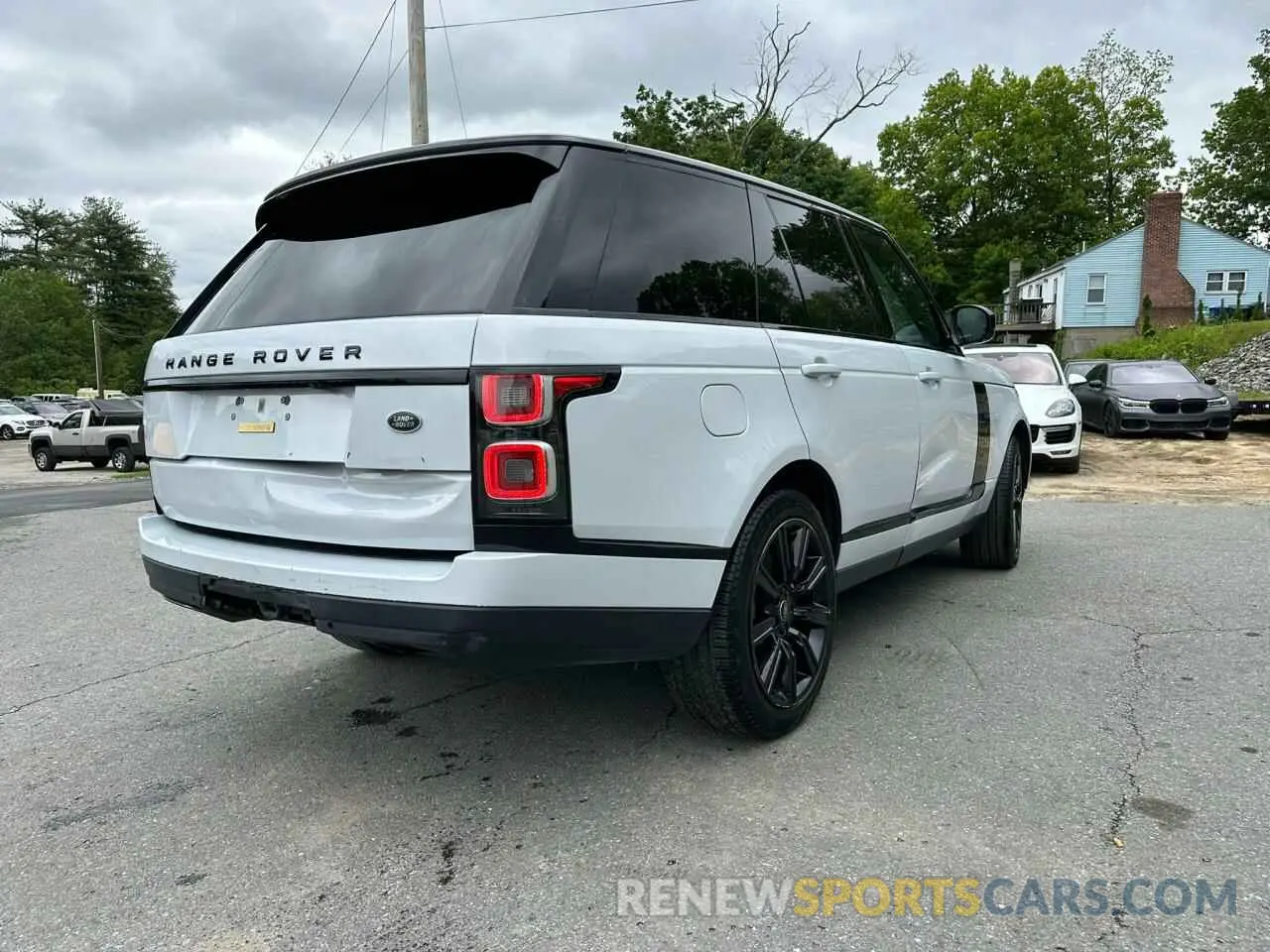 3 Photograph of a damaged car SALGR2SU5NA459924 LAND ROVER RANGEROVER 2022