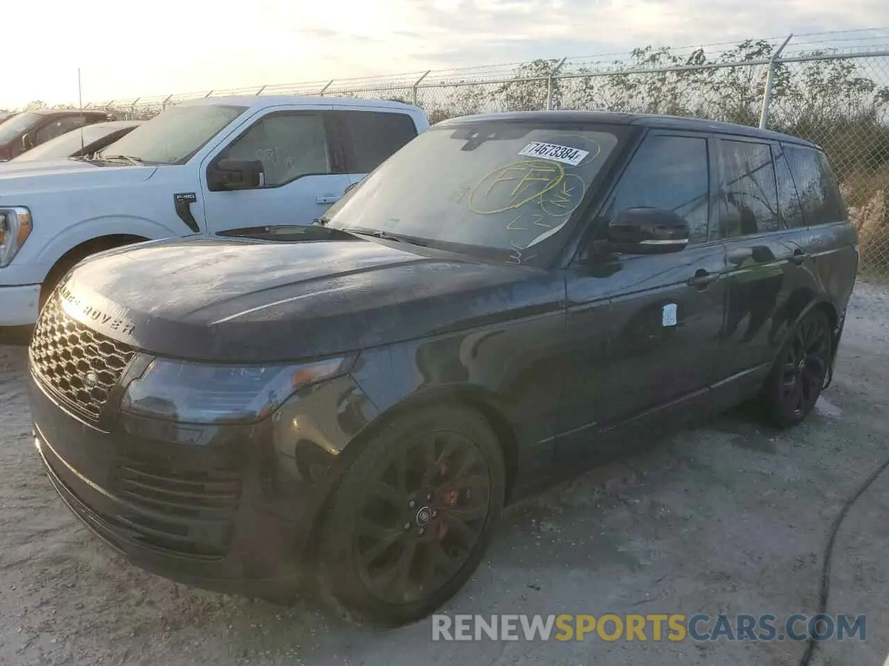 1 Фотография поврежденного автомобиля SALGS2RU0NA459565 LAND ROVER RANGEROVER 2022