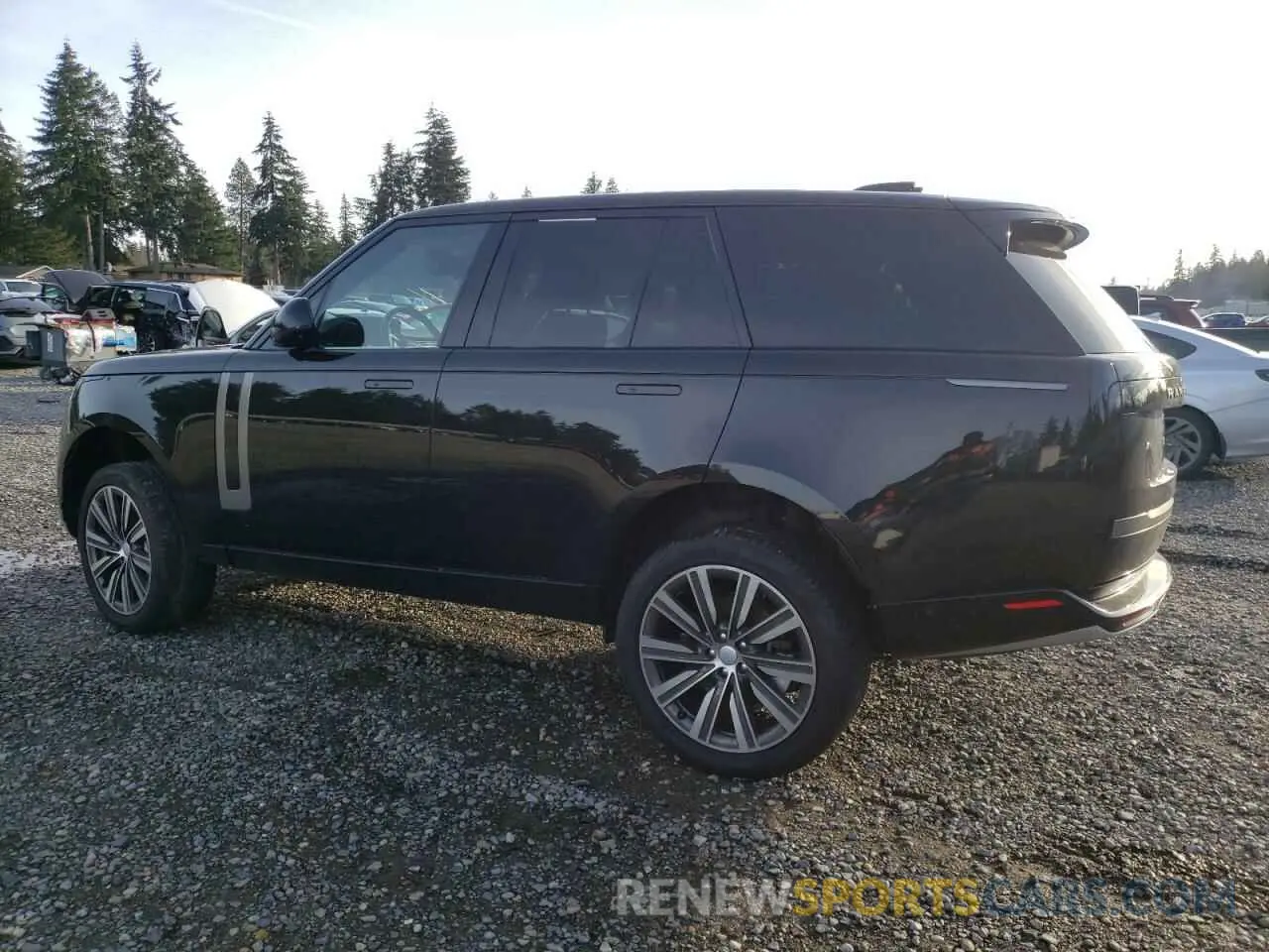 2 Фотография поврежденного автомобиля SALKP9FUXNA003520 LAND ROVER RANGEROVER 2022